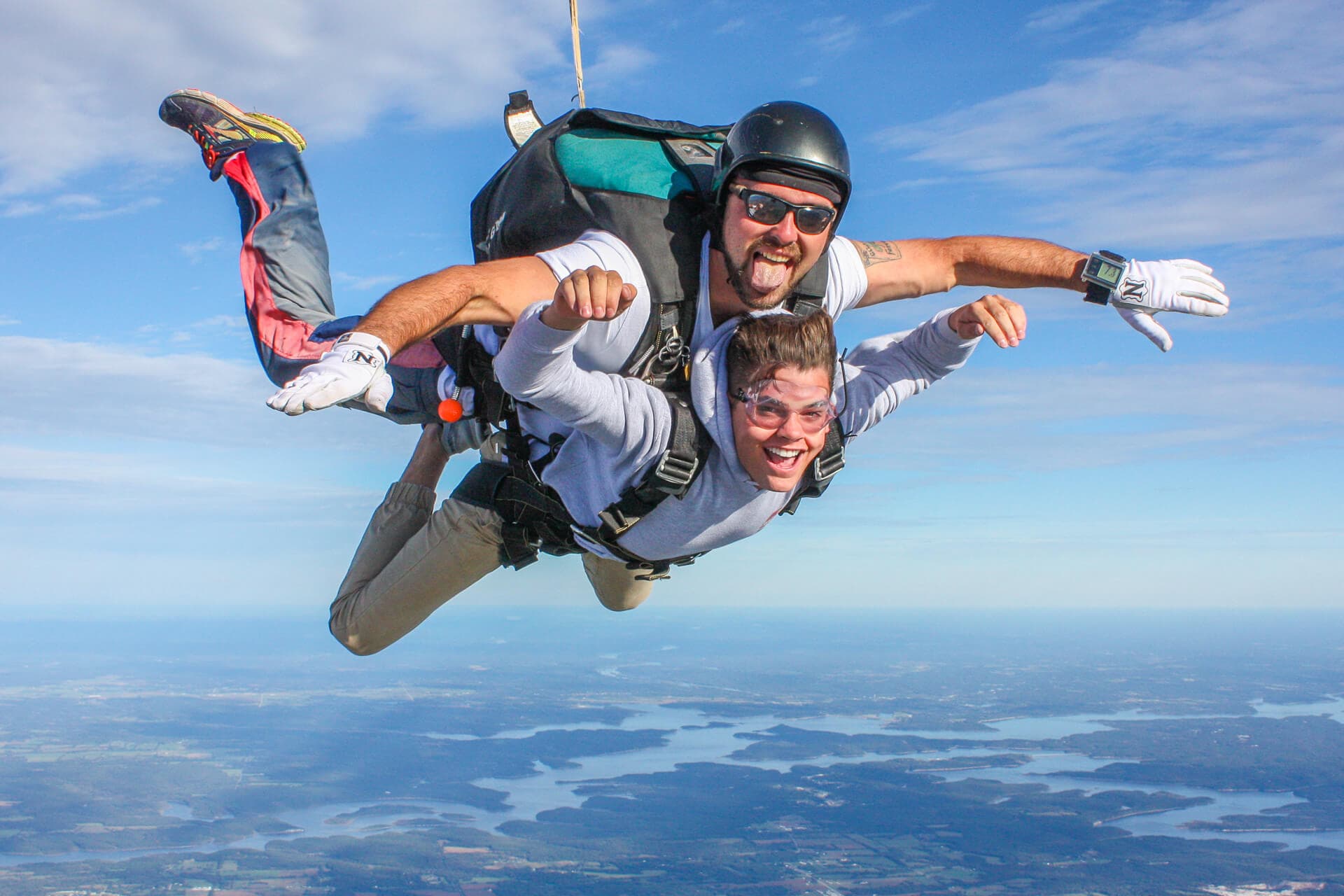 Courses / Tandem Skydive Page
